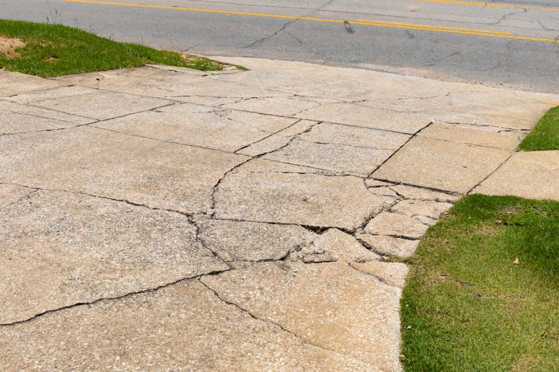 Concrete Driveway Crack Repair in Des Moines, IA