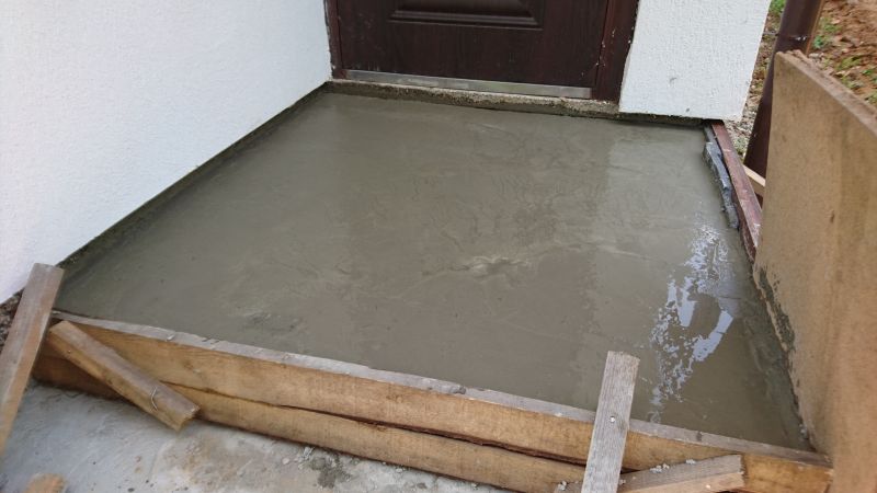 Entryway Concrete Repair in Des Moines, IA
